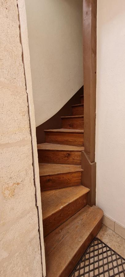 Appartamento Chez Jules - Duplex - Centre - Hospices Beaune  Esterno foto