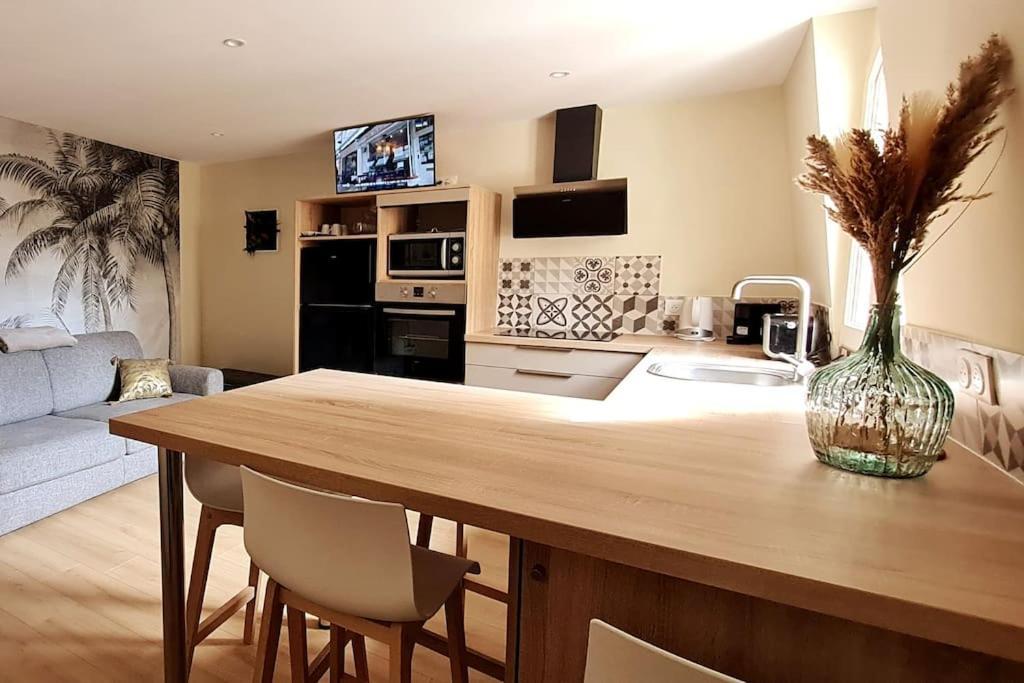 Appartamento Chez Jules - Duplex - Centre - Hospices Beaune  Esterno foto